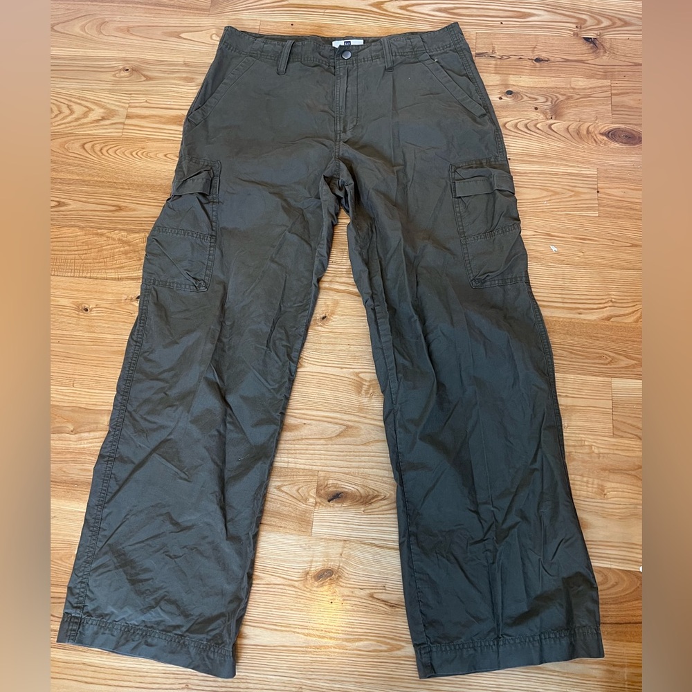Green, Lightweight Cargo Pants